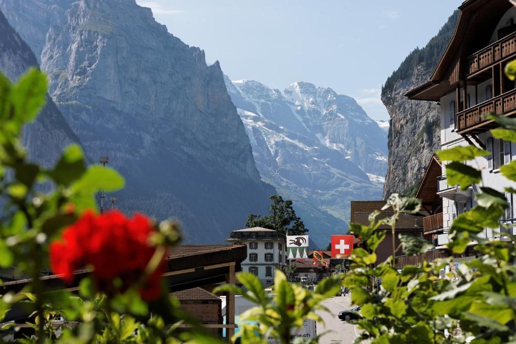 Hotel Steinbock Lauterbrunnen Exterior foto